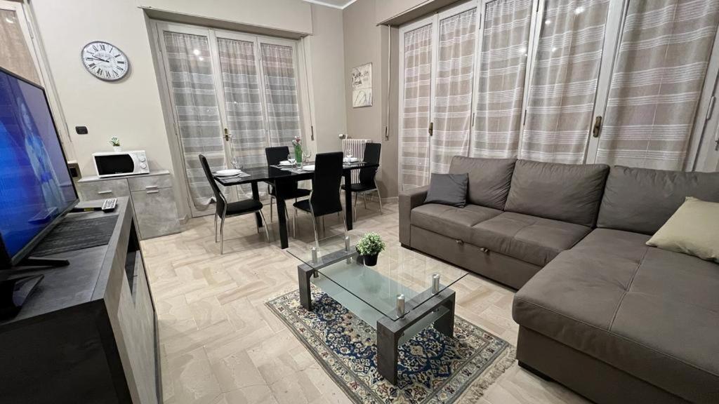 阿斯蒂Casa Di Paola 2公寓 外观 照片